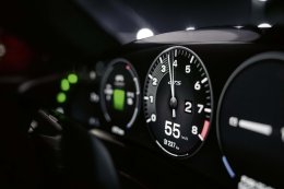 เปิดให้จองในไทย Porsche Taycan MY2027 เพิ่มรุ่นพิเศษ Black Edition พร้อม E-Shift จำลองเปลี่ยนเกียร์ครั้งแรกในรถ EV ของค่าย