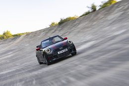 ราคาอย่างเป็นทางการ MINI John Cooper Works Convertible รุ่นใหม่ เปิดราคาที่ 3,599,000 บาท