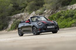 ราคาอย่างเป็นทางการ MINI John Cooper Works Convertible รุ่นใหม่ เปิดราคาที่ 3,599,000 บาท