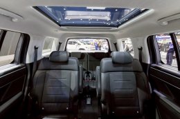 Hyundai จัดเต็มโปรแรง! ลดสูงสุด 5 แสนบาท ทั้ง SUV, MPV และ EV เชียร์ทีมชาติไทยไปด้วย คุ้มไปด้วย