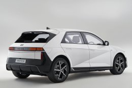 Hyundai IONIQ 5 N Line ประกอบไทย เปิดราคา 1.399 ล้านบาท (400คันแรก) ลดแรงจากรุ่นนำเข้า 589,000 บาท! วิ่งไกล 530 กม. พร้อม Bluelink