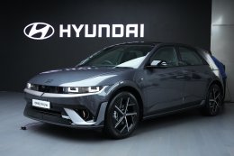Hyundai จัดเต็มโปรแรง! ลดสูงสุด 5 แสนบาท ทั้ง SUV, MPV และ EV เชียร์ทีมชาติไทยไปด้วย คุ้มไปด้วย