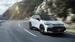 เปิดตัว Toyota Corolla Cross GR Sport เวอร์ชั่นขายเฉพาะญี่ปุ่นเท่านั้น!
