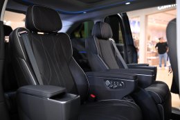 XPENG X9 Executive Special Color Edition: เมื่อ "ยานอวกาศ" อัปเกรดความดุด้วยสี Matte Gray ราคา 2.539 ล้านบาท