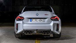 เจาะลึก BMW M2 CS (G87) ปี 2026: พลังดิบ, น้ำหนักเบาหวิว, ขับหลังเร้าใจ พร้อมสปอยเลอร์หางเป็ดสุดเฉี่ยว