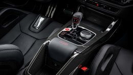 เจาะลึก BMW M2 CS (G87) ปี 2026: พลังดิบ, น้ำหนักเบาหวิว, ขับหลังเร้าใจ พร้อมสปอยเลอร์หางเป็ดสุดเฉี่ยว