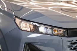 Toyota Hilux TRAVO Standard Cab 4TREK 4WD  ราคาจำหน่ายสุดเร้าใจ เริ่ม 774,000 บาท (6MT) และ 826,000 บาท (6AT) กระบะตอนเดียวขับสี่สายลุยตัวจริง