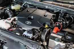 Toyota Hilux TRAVO Standard Cab 4TREK 4WD  ราคาจำหน่ายสุดเร้าใจ เริ่ม 774,000 บาท (6MT) และ 826,000 บาท (6AT) กระบะตอนเดียวขับสี่สายลุยตัวจริง