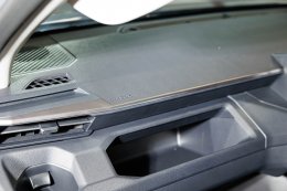 Toyota Hilux TRAVO Standard Cab 4TREK 4WD  ราคาจำหน่ายสุดเร้าใจ เริ่ม 774,000 บาท (6MT) และ 826,000 บาท (6AT) กระบะตอนเดียวขับสี่สายลุยตัวจริง