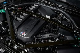 สิ้นสุดการรอคอย NEW BMW M4 CS แรงม้า 543 hp อัตราเร่ง 0-96 กม./ชม. ภายใน 3.2 วินาที เปิดราคาเริ่มต้นที่ $124,675 ดอลล่า หรือประมาณ 4.6 ล้านบาทไทย (ยังไม่รวมภาษี) 