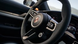 Porsche จัดให้ตามสั่ง! ลูกค้าชาวสวิสสั่งสร้าง Taycan Turbo GT คันเดียวในโลก หลังมี Taycan อยู่แล้วถึง 3 คัน