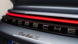 เปิดตัวอย่างเป็นทางการ New Porsche 911 Turbo S (type 992.2) ไฮบริดครั้งแรก 701 แรงม้า!