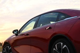 เผยสเป็ค The All-Electric Mazda6e รถไฟฟ้า 100% รุ่นแรกบุกไทย ท้าชนซีดานยุคใหม่ด้วยดีไซน์รางวัลระดับโลกและสมรรถนะจินบะ-อิตไต