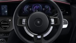 เปิดตัวอย่างเป็นทางการ Rolls-Royce Black Badge Spectre เริ่มต้น 41.5 ล้าน
