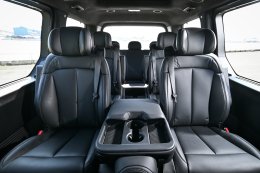 The new Hyundai STARIA Hybrid 11 ที่นั่ง เปิดราคา 2.099 ล้านบาท ชูคอนเซ็ปต์ "เดอะแบก" พร้อมลุยทุกภารกิจ