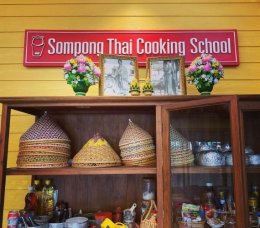 SOMPONG THAI COOKING SCHOOL