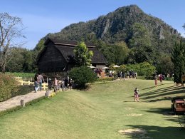 037PVT	Full day Khao Yai National Park + Hewsuwat Waterfall , Flower Farm +  Lunch + Guide