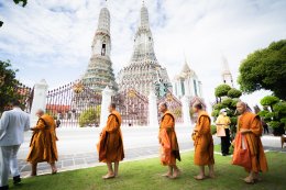 008PVT	Grand Palace & Emerald Buddha Temple + Temple Tour +   Tour Guide   ** NO LUNCH **