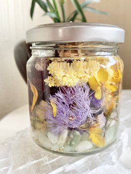 Upcycling Workshop “Herbarium จัดดอกไม้แห้งในขวดแก้วรียูส”