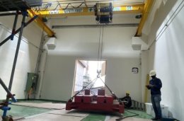 ติดตั้งเครนเหนือศีรษะ Overhead Crane 5 Ton สำหรับโรงงานอุตสาหกรรม