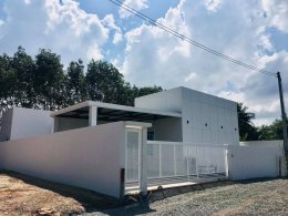 ศูนย์รับสร้างบ้านพันธ์ธนา ก่อสร้าง จำกัด 