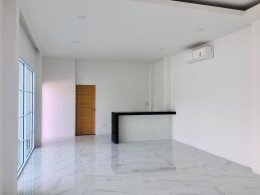 ศูนย์รับสร้างบ้านพันธ์ธนา ก่อสร้าง จำกัด 