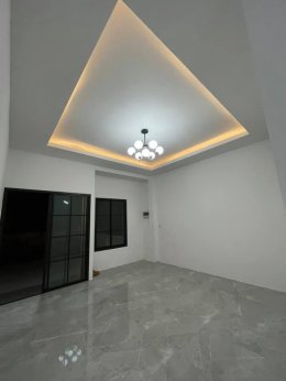 ทาวน์โฮมชั้นเดียว 2 นอน 1 น้ำ 