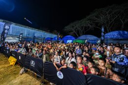 Temporary boxing ring at Baan Thoet Thai, Mae Fah Luang Super Fight Muay Thai event.