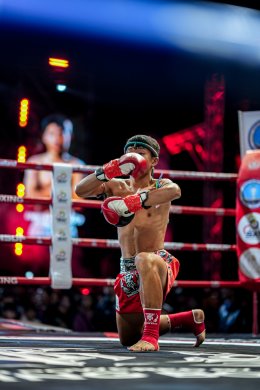 Temporary boxing ring at Baan Thoet Thai, Mae Fah Luang Super Fight Muay Thai event.