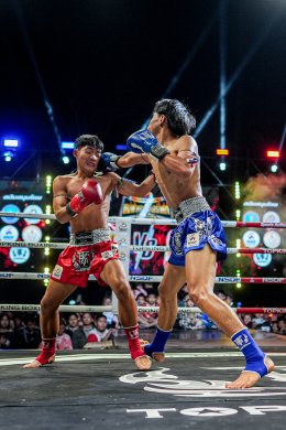Temporary boxing ring at Baan Thoet Thai, Mae Fah Luang Super Fight Muay Thai event.
