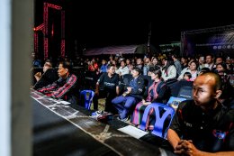 Temporary boxing ring at Baan Thoet Thai, Mae Fah Luang Super Fight Muay Thai event.