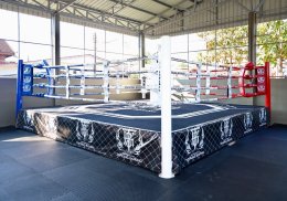 กองทุนพัฒนาการกีฬาแห่งชาติ ร่วมกับ บริษัท ท็อป คิงส์ บ็อกซิ่ง จำกัด จัดพิธีเปิด ศูนย์กีฬามวยไทยบ้านแวนโค้ง