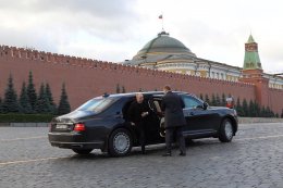 AURUS SENAT LIMOUSINE รถหุ้มเกราะของประธานาธิบดีปูติน รัสเซีย