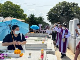 เสกสุสาน พิธีบูชาขอบพระคุณ