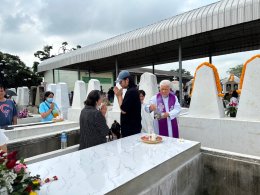 พิธีเสกสุสาน วัดแม่พระมหาทุกข์