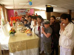 บริษัท การบินไทย บวชถวายเป็นพระราชกุศล