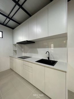 หมู่บ้านพลีโน่ แฟชั่นรามอินทรา | งานออกแบบและตกแต่งภายใน พร้อมติดตั้งบิวท์อินเฟอร์นิเจอร์ครบวงจร