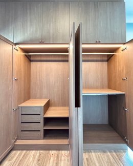 หมู่บ้านบุราสิริ กรุงเทพกรีฑา | งานออกแบบและตกแต่งภายใน พร้อมติดตั้งบิวท์อินเฟอร์นิเจอร์ครบวงจร