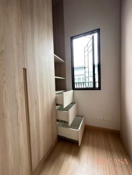 หมู่บ้านริคโค้ทาวน์พหล-สายไหม | งานออกแบบและตกแต่งภายใน พร้อมติดตั้งบิวท์อินเฟอร์นิเจอร์ครบวงจร