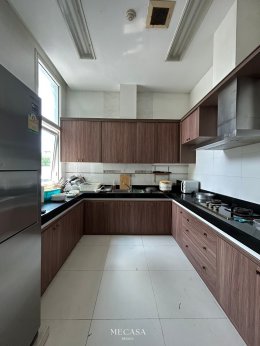 หมู่บ้านลัดดาวัลย์ราชพฤกษ์ปิ่นเกล้า | งานออกแบบและตกแต่งภายใน พร้อมติดตั้งบิวท์อินเฟอร์นิเจอร์ครบวงจร