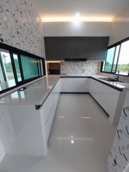 คูบางหลวง อ.ลาดหลุมแก้ว จ.ปทุมธานี | งานออกแบบและตกแต่งภายใน พร้อมติดตั้งบิวท์อินเฟอร์นิเจอร์ครบวงจร