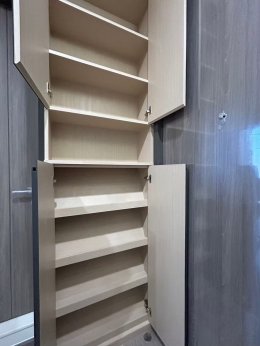 ริธิ เจริญกรุง พาวิลเลี่ยม | งานออกแบบและตกแต่งภายใน พร้อมติดตั้งบิวท์อินเฟอร์นิเจอร์ครบวงจร