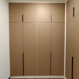 หมู่บ้านมิลตันเรสซิเดนซ์ | งานออกแบบและตกแต่งภายใน พร้อมติดตั้งบิวท์อินเฟอร์นิเจอร์ครบวงจร