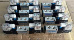 4V210-08 solenoid valve 5/2