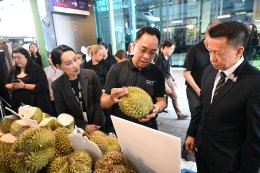 พาณิชย์ ผนึกกำลังสื่อไทย สร้างภาพลักษณ์ Thailand : The Land of Tropical Fruits