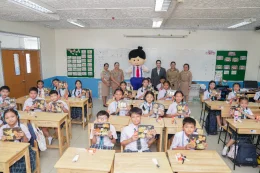 เครือเอสไมส์กรุ๊ป (S.MILES Group) จัดกิจกรรม CSR ครั้งใหญ่ เลี้ยงอาหารกลางวัน 4 สถาบัน