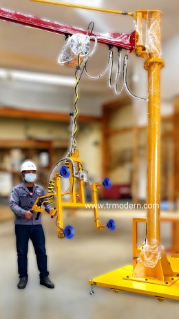 Lifting device for steel and stainless steel sheets.