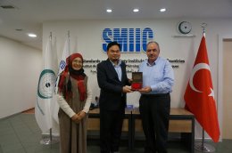 ผู้อำนวยการสถาบันฯ เข้าเยี่ยมเยียนและประชุมหารือร่วมกับ SMIIC