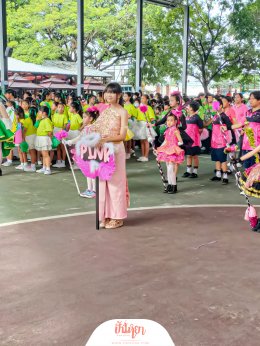 รีวิวชุดไทยประยุกต์