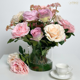 Artificial flowers look as beautiful as real flowers.